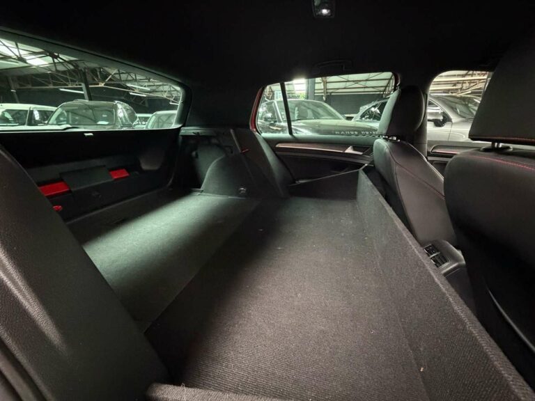 1280x960-17401l4vZuocaY8