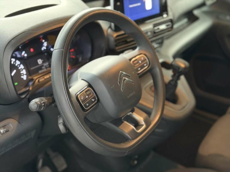 1280x960-248717O0MlKTraq