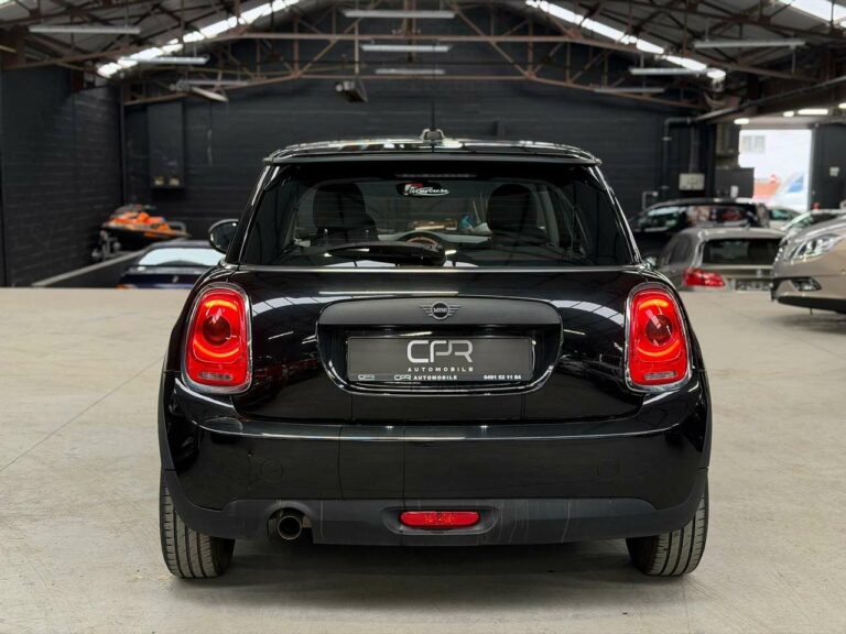 1280x960-8935EcWYaZy75v