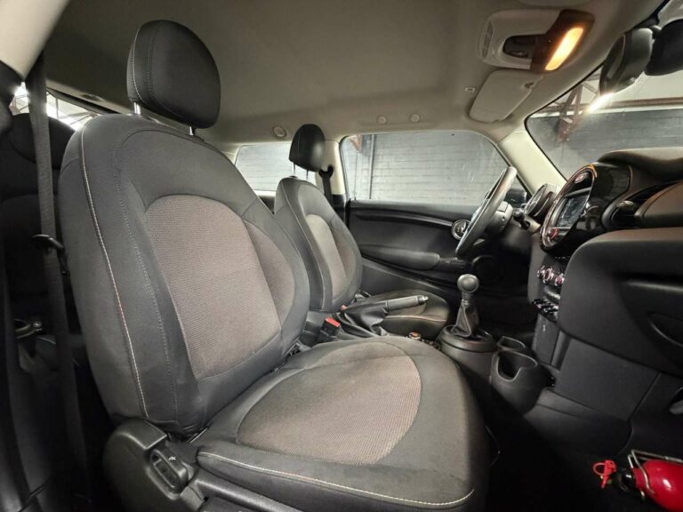 1280x960-8935nMXjd3JN09