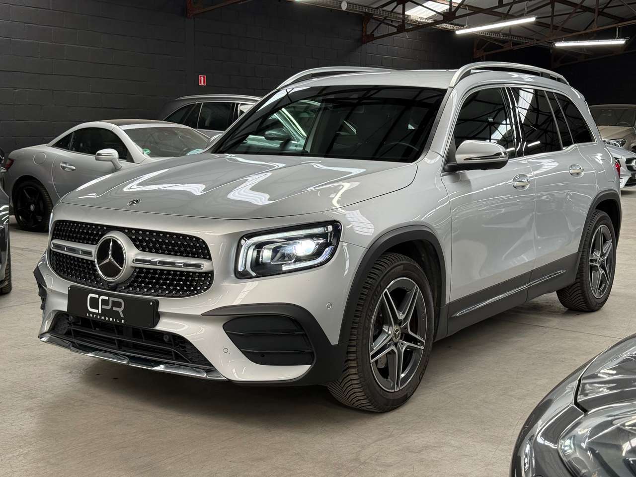 Mercedes-Benz GLB 180